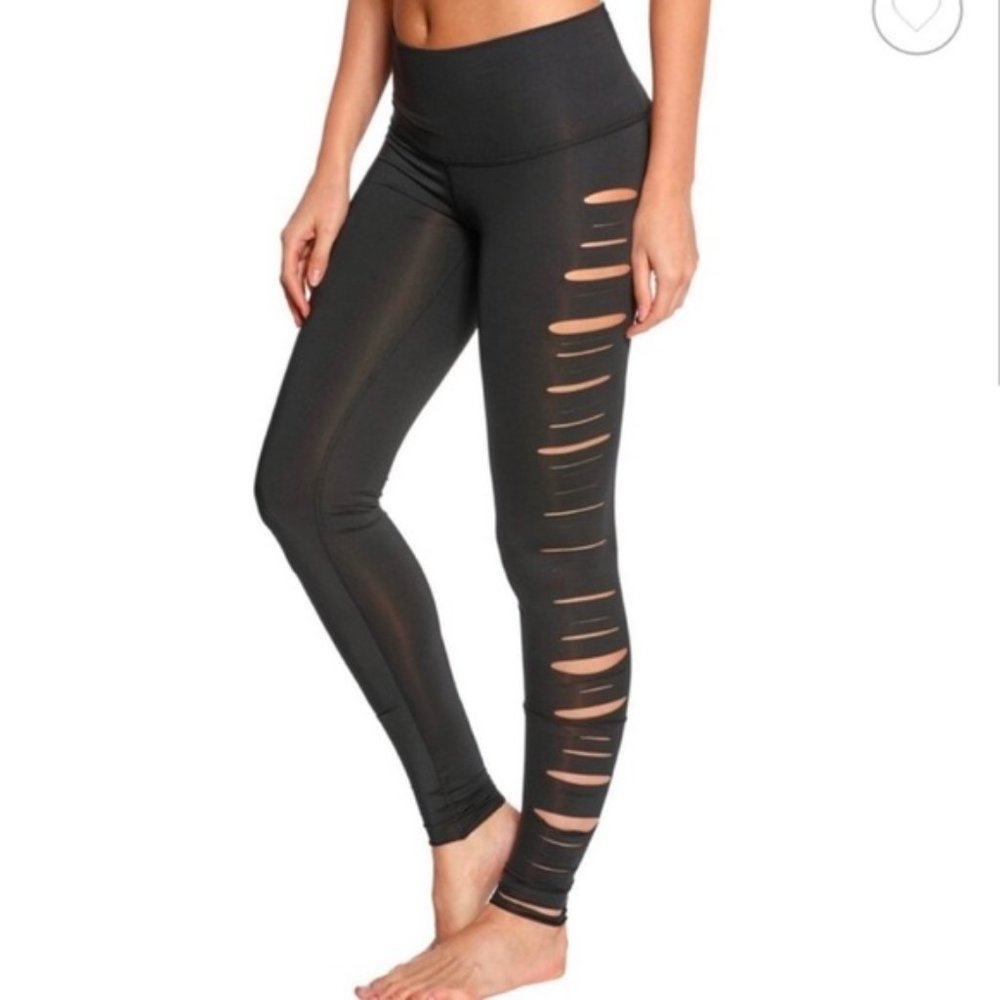 Teeki Laser Shredded Black Leggings Size Small
